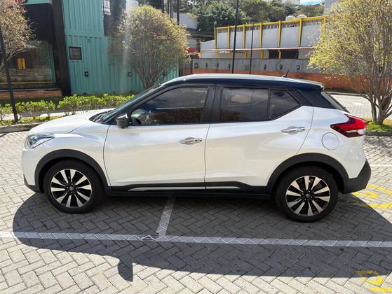 NISSAN KICKS 1.6 16V FLEXSTART SL 4P XTRONIC NISSAN KICKS 1.6 16V FLEXSTART SL 4P XTRONIC
